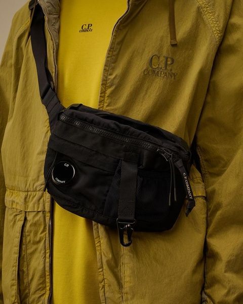Сумка C.P. Company в темно-синьому кольорі розмір OS 20CMAC043A-005269G 888 OS фото